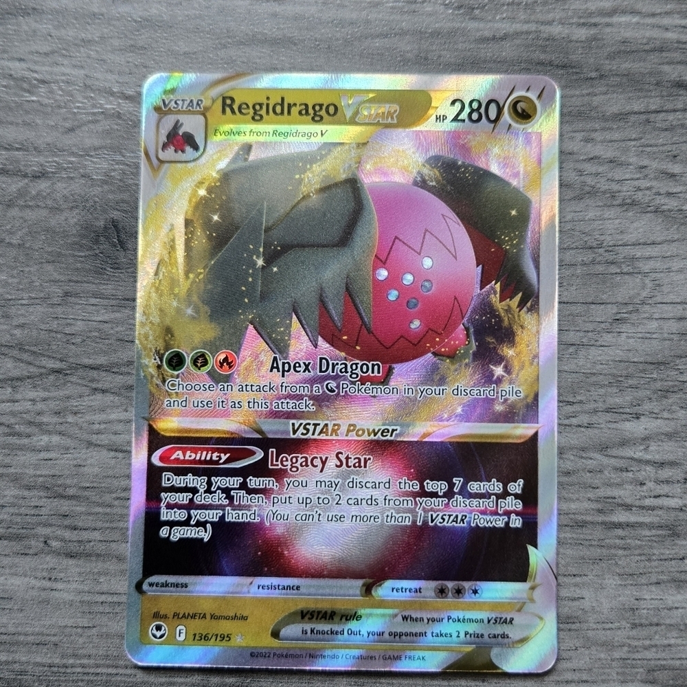 Regidrago VSTAR #136 Pokemon Silver Tempest Holo Card
